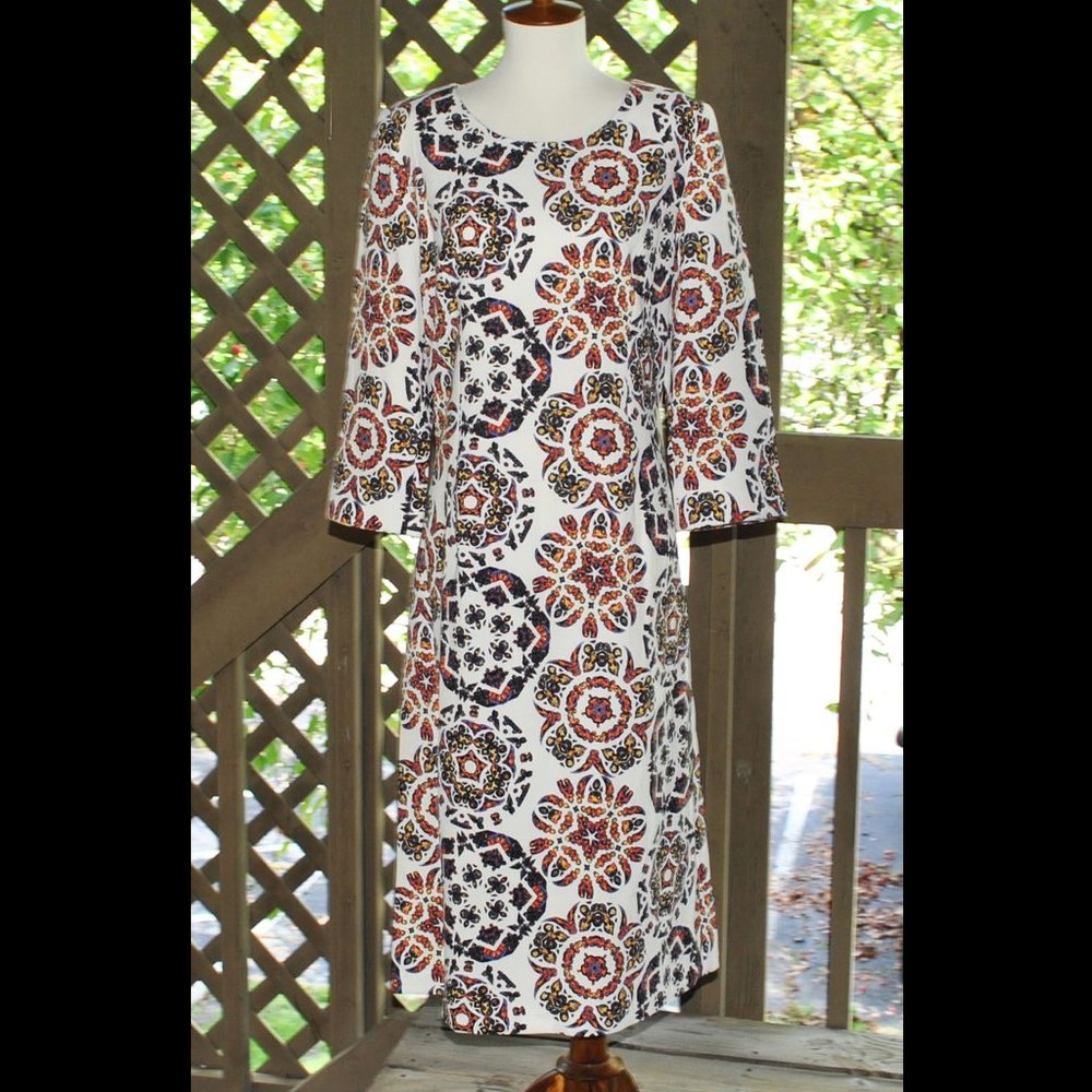 Lily & Taylor Dress Size 8 Colorful Geometric Print Midi Dress